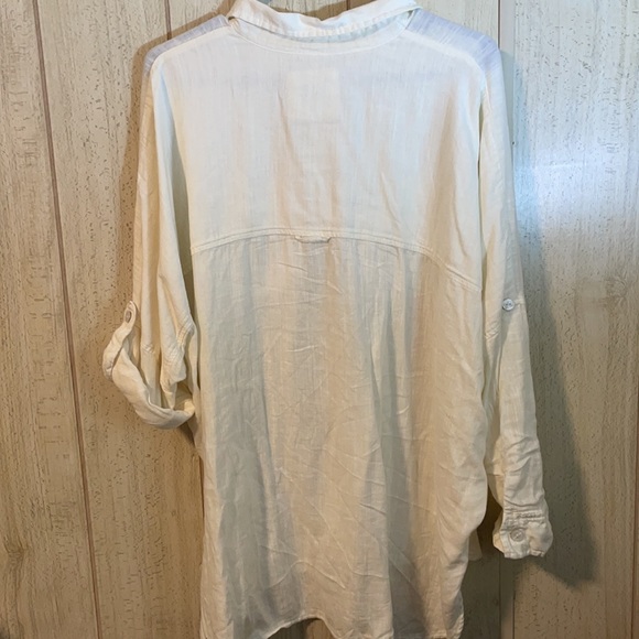 Oversized white Button Down - Picture 2 of 5